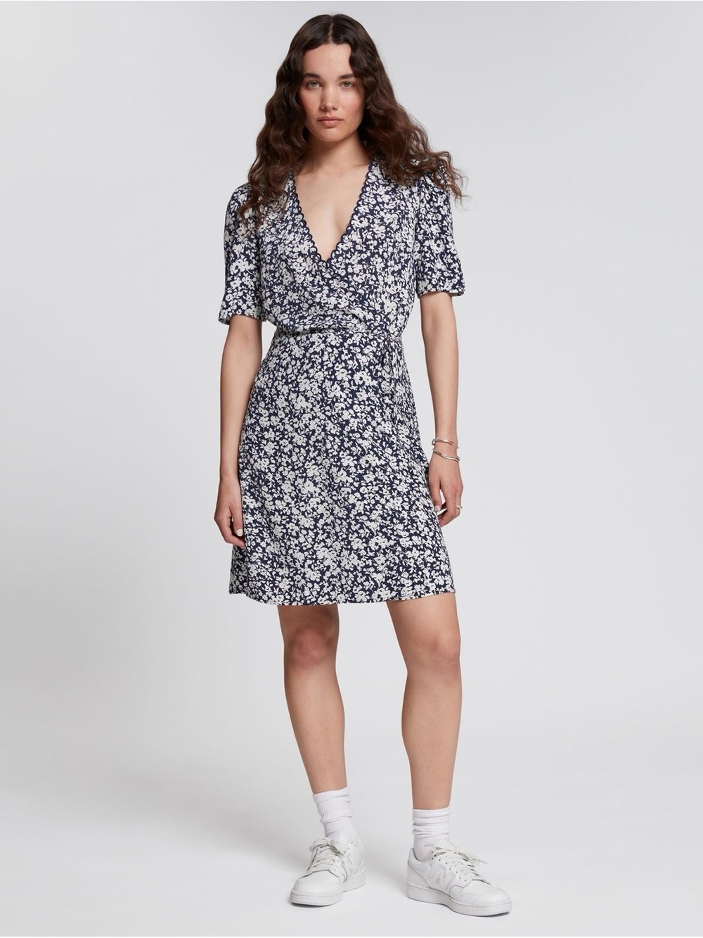 & Other Stories Navy and White Floral Wrap Mini Dress sz 10